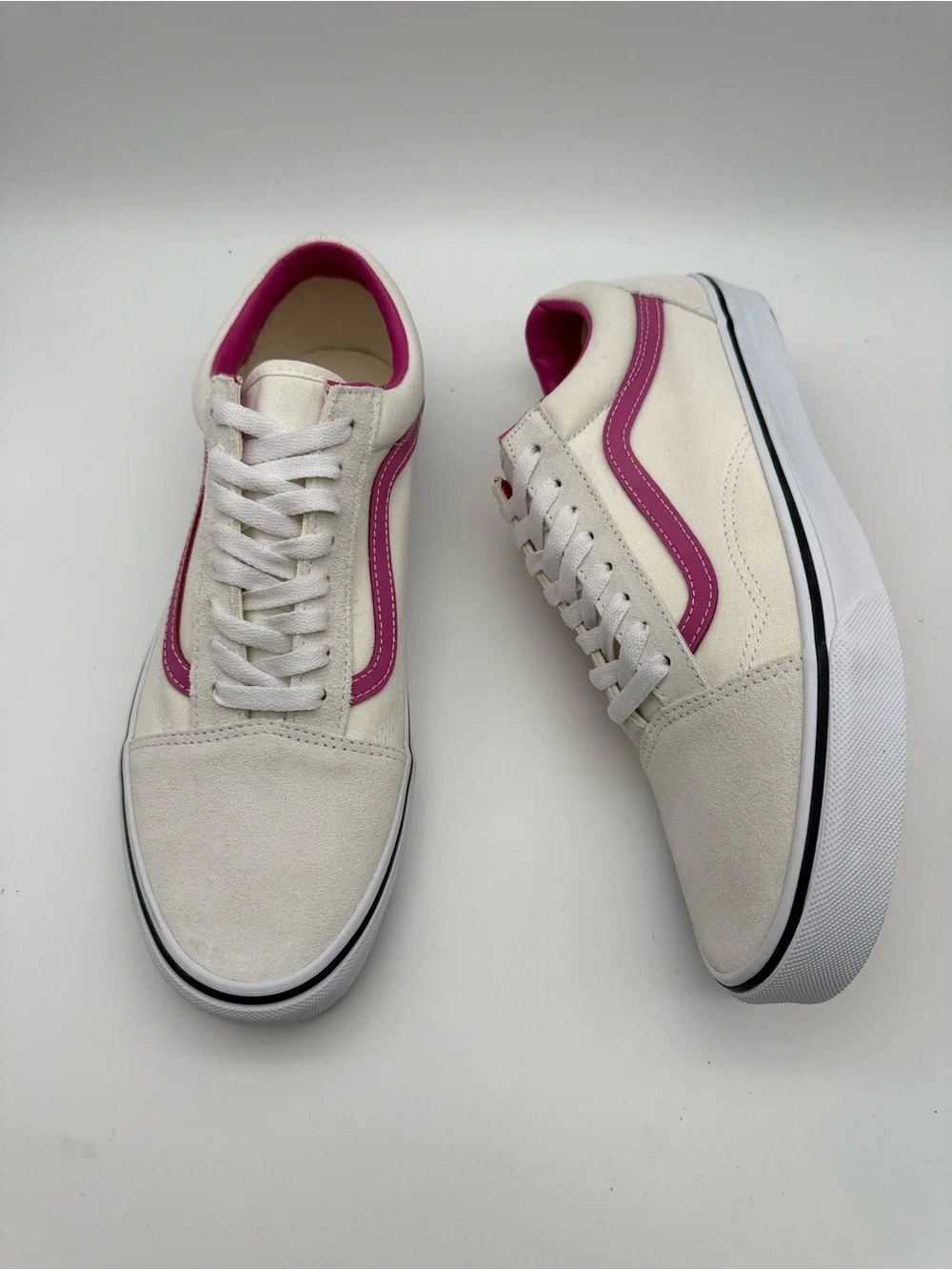 BRAND NEW Vans Old Skool ‘Pop Raspberry Rose’